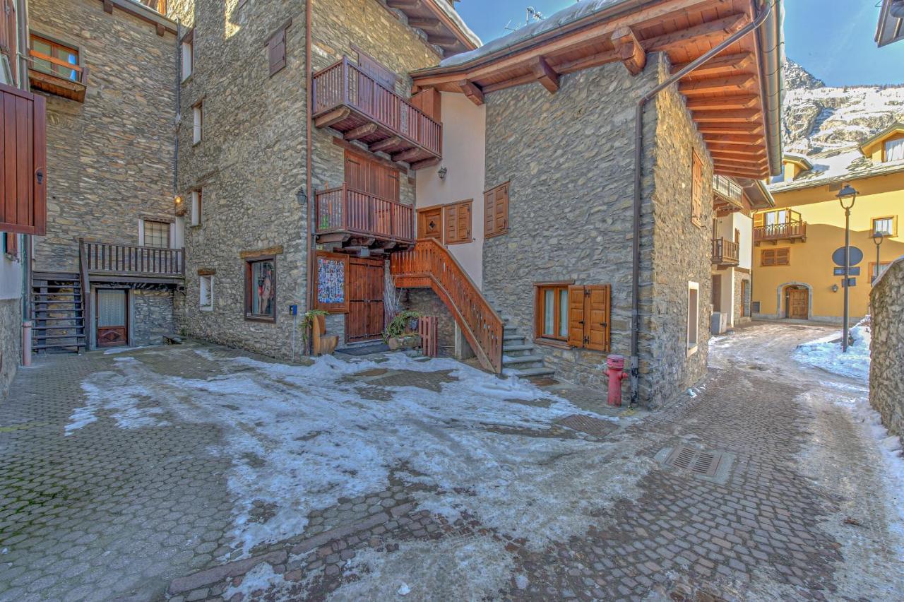 Appartamento Claire - Relax Con Splendida Vista - Cour 0081 Courmayeur Exterior foto